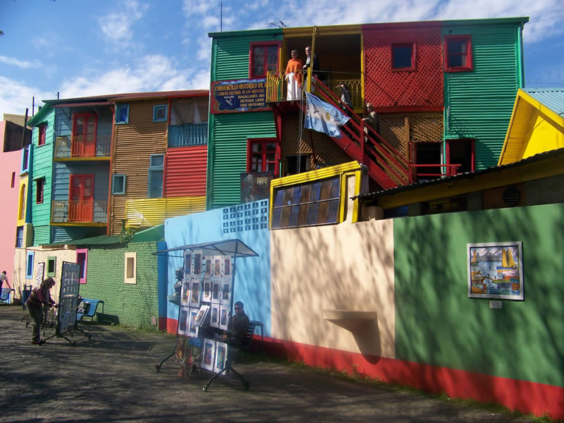 Walking tour through the historic quarter and south area of Buenos Aires